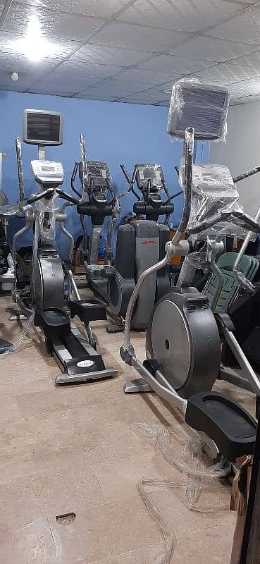 Commercail Treadmills, Eliptical , Gym in Precor, Matrix, Lifefitness 7