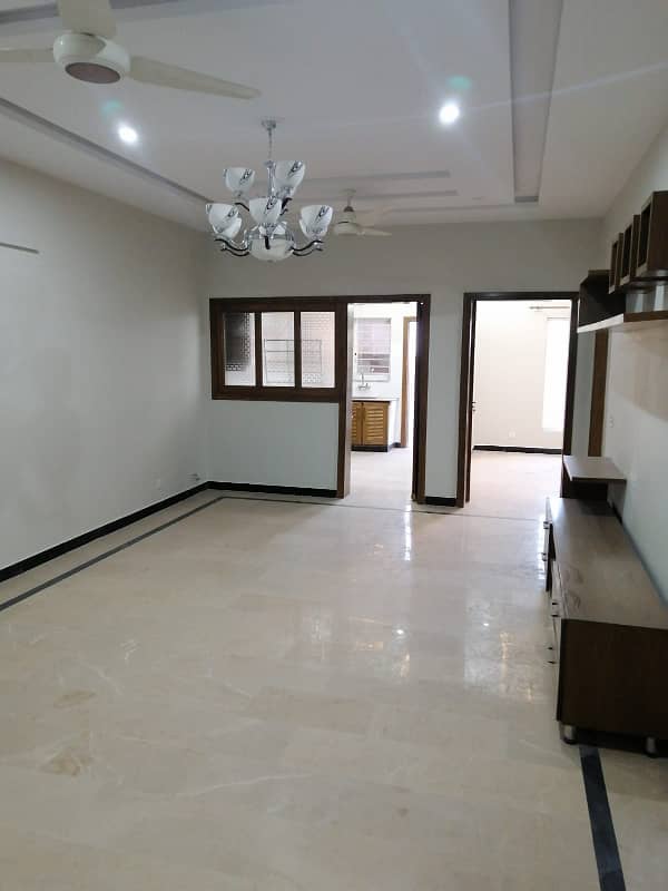 D-17/2 MVHS A block upper portion available for rent 10