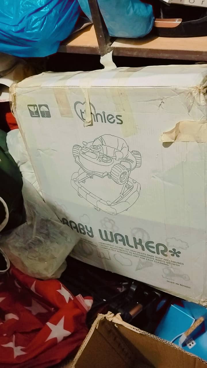 Tinnies walker in excellent condition 0