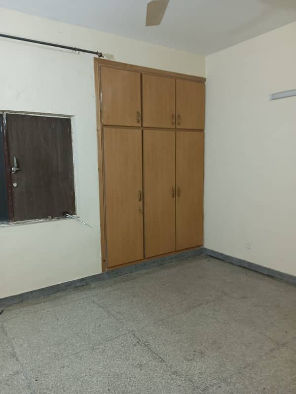 G-11 FGEHA D-Type 2nd Floor Flat For Rent (Only For Family Person) 1