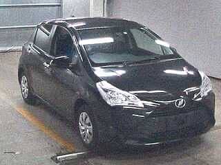 Toyota Vitz 2018 1.0F Safety Edition III 8