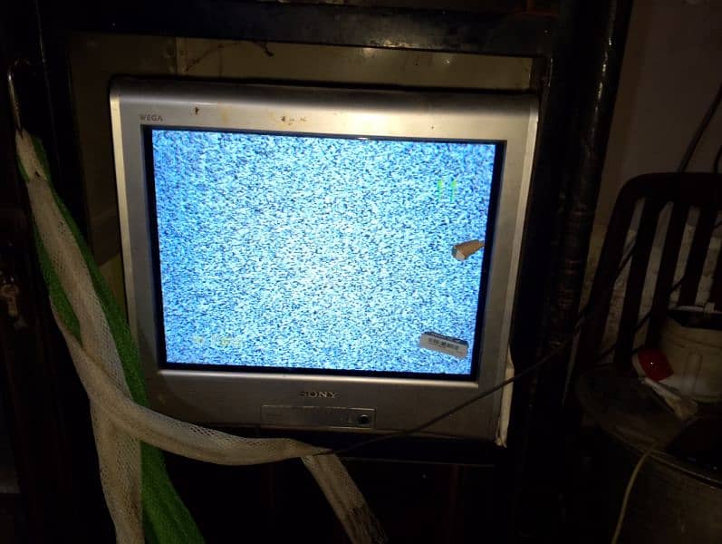 only 1 year used tv 2