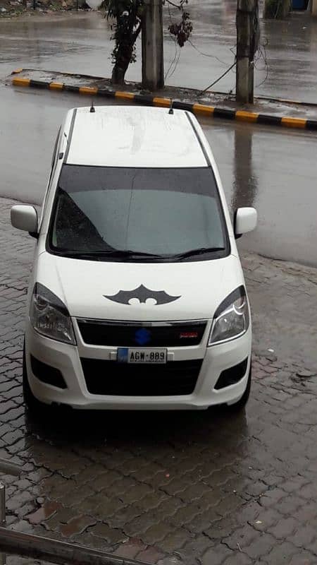 Suzuki Wagon R 2018 12