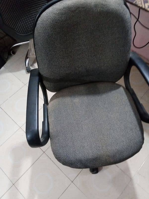 Revolving Office Chair 5500 1