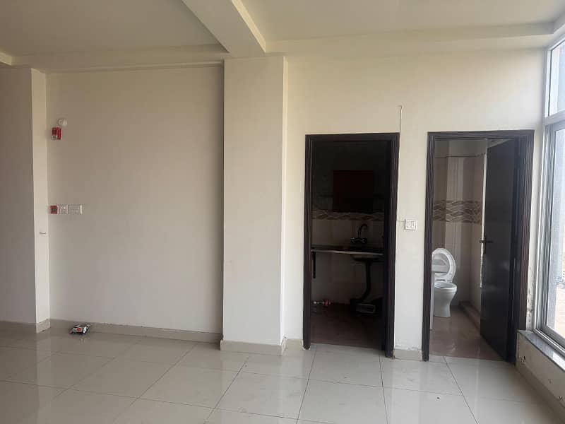 8 Marla Floor available for rent in DHA Phase 3 10