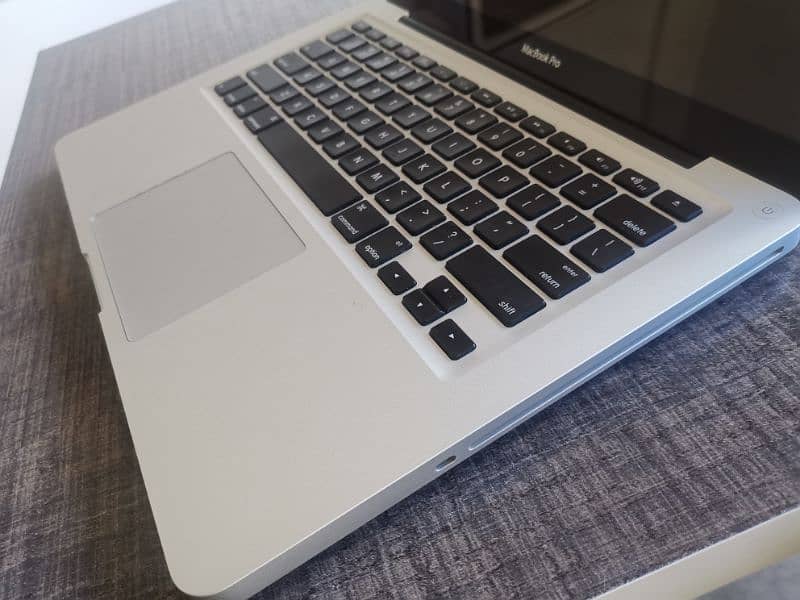 Apple MacBook Pro - 13 inch Mid 2012 6