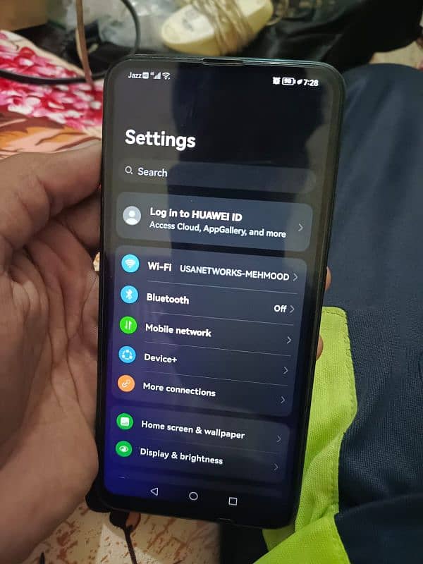 Huawei y9 prime 2019 4gb 128gb sell 1sim ni chalti 5