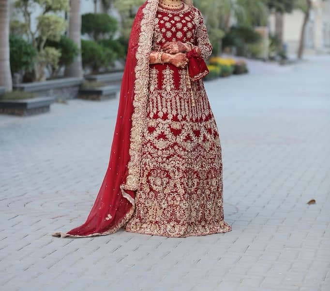 Mehroon Lehnga 0