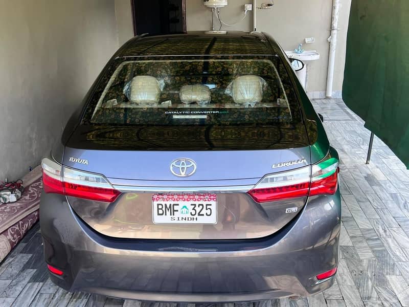 Toyota Corolla GLI 2018 fully loaded 7