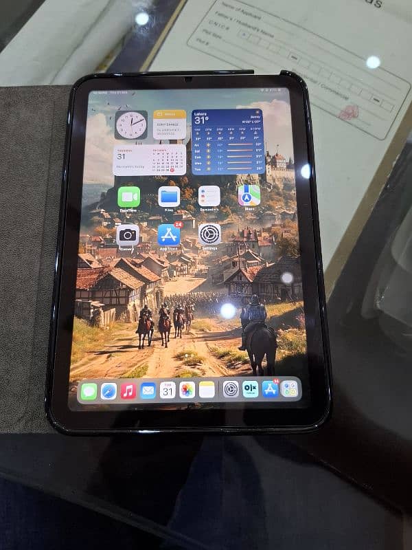 iPad mini 6     64 gb A15pro chip 9