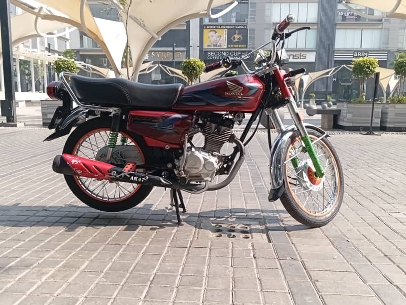 Honda CG 125 2024 1