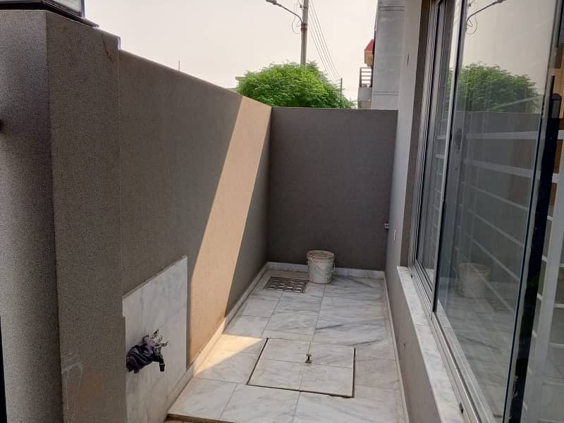 5 MARLA BRAND NEW HOUSE FOR SALE IN DHA RAHBAR BLOCK F 4