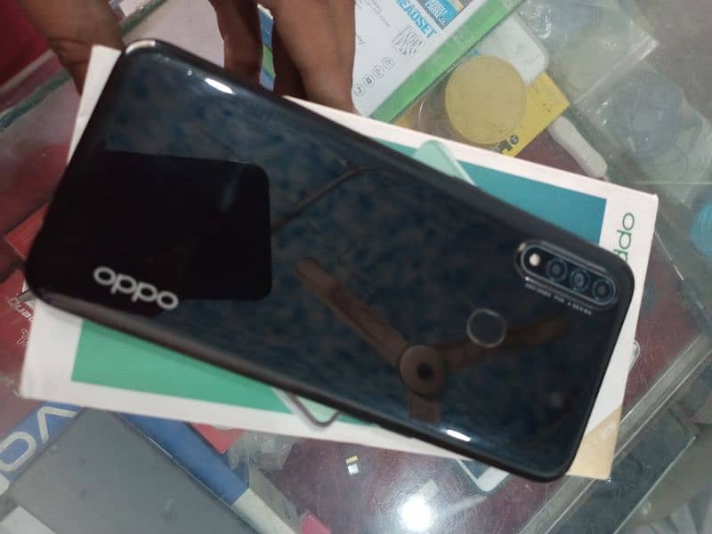 oppo a31 ram 4/128 full ok with box charger 2