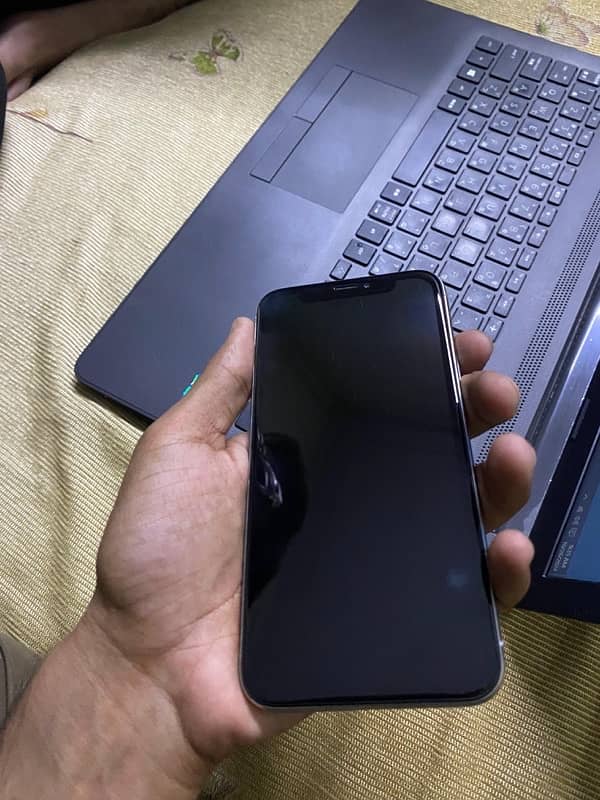 iphone x 256gb pta approved (exchange possible) 3