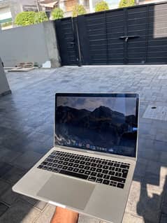 Macbook Pro 2016 13”  Core i5 8/256 0