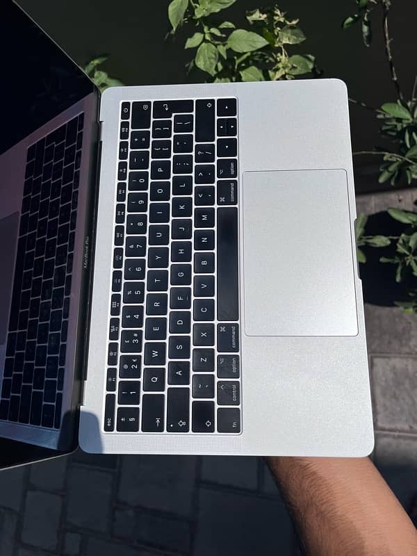 Macbook Pro 2016 13”  Core i5 8/256 6