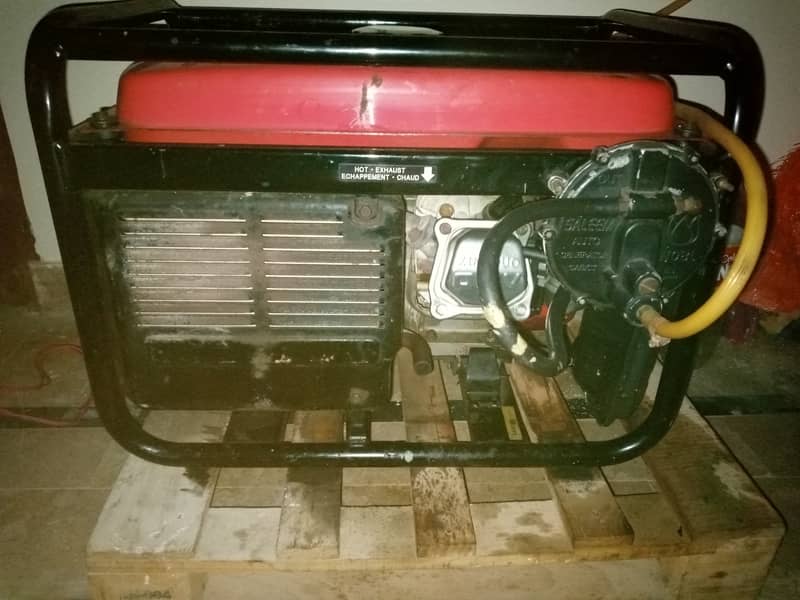 Honda Generator (2 KVA) for sale (Read full ad carefuly). 5