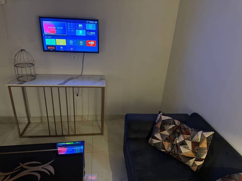 DAILY BASIS ONE BED APPARTMENT FOR RENT IN BAHRIA TOWN 3