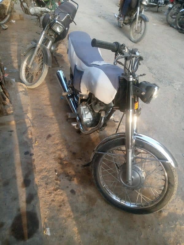 Honda 125 2010 Karachi number 1