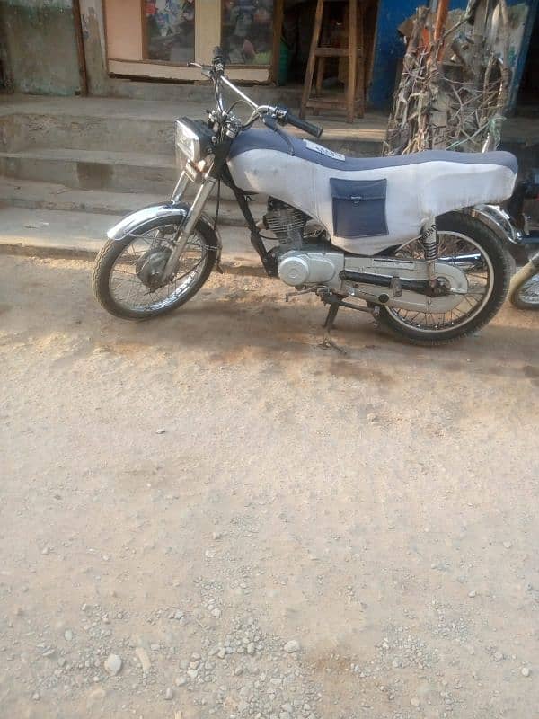 Honda 125 2010 Karachi number 3