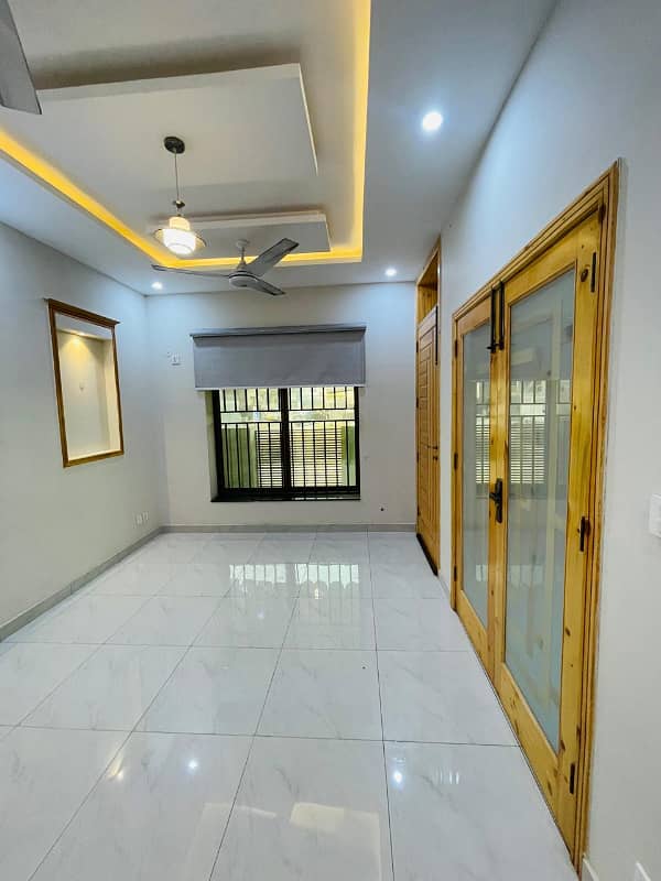 Beautiful 4 Marla Brand New House Near Main Road Available For Sale 13