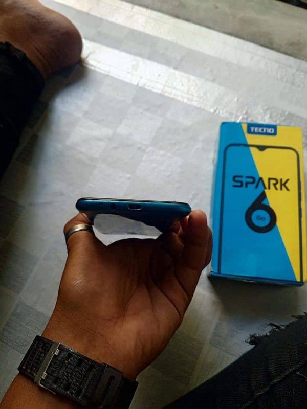 Tecno spark 6go 3gb box or mobile pta approve sim problem karaha he 3