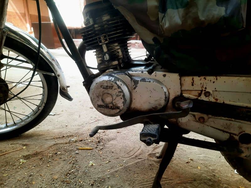 Honda 125 1985 for Sale Gujrat Number 3