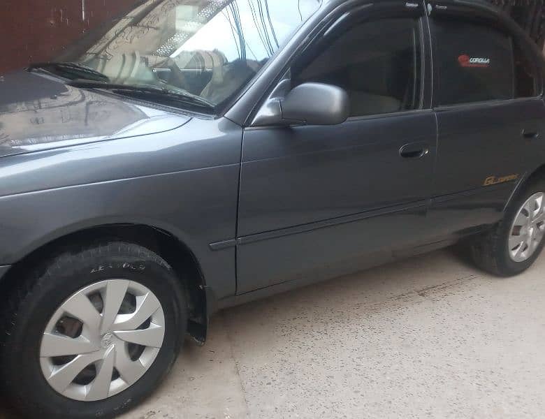 Toyota Corolla XE. G 1997/1999 3