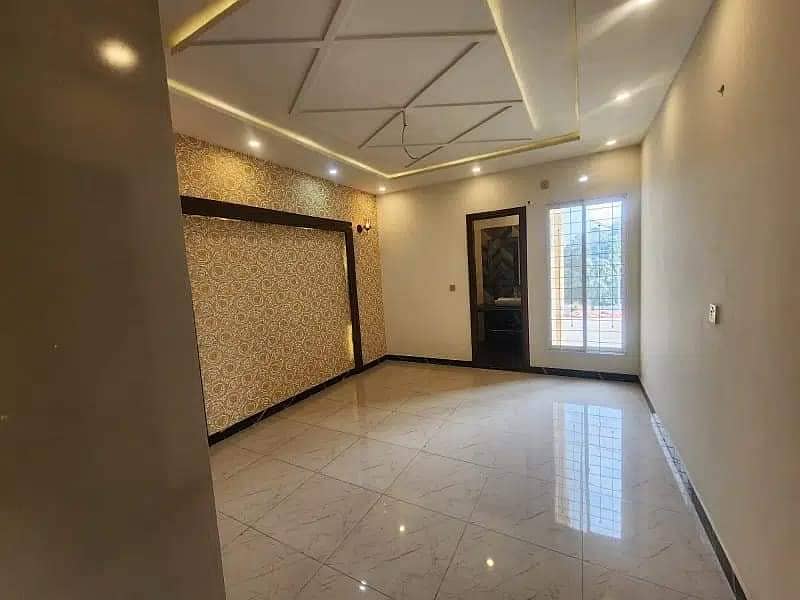 10Marla Brand New House Available For Rent in Overseas C Block Bahria Town Lahore 15