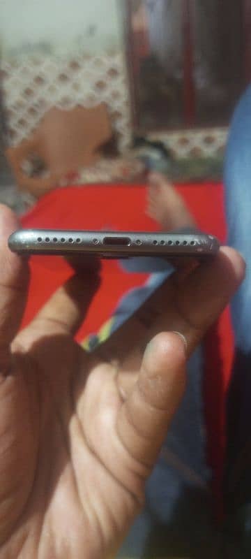 i phone 8 all ok no open repair non pta 2