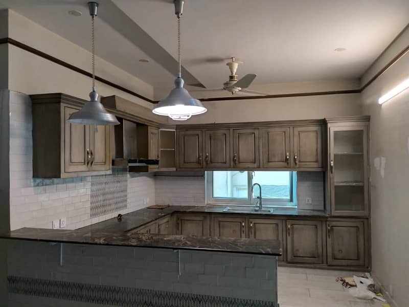 10 Marla House With Basement Available For Rent In Bahria Enclave 2