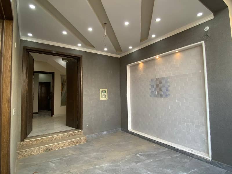 Brand New House In Central Park Lahore | LDA Approved | Nearby Hospital & Park 2