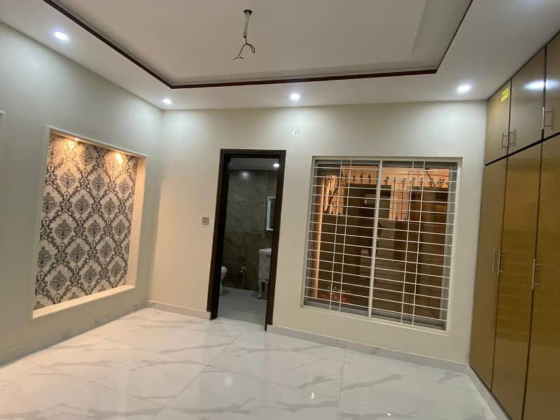 Brand New House In Central Park Lahore | LDA Approved | Nearby Hospital & Park 17