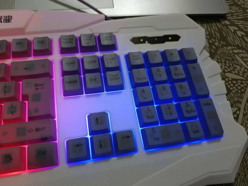 Tenja BE-300 RGB Gaming Keyboard Brand New 2