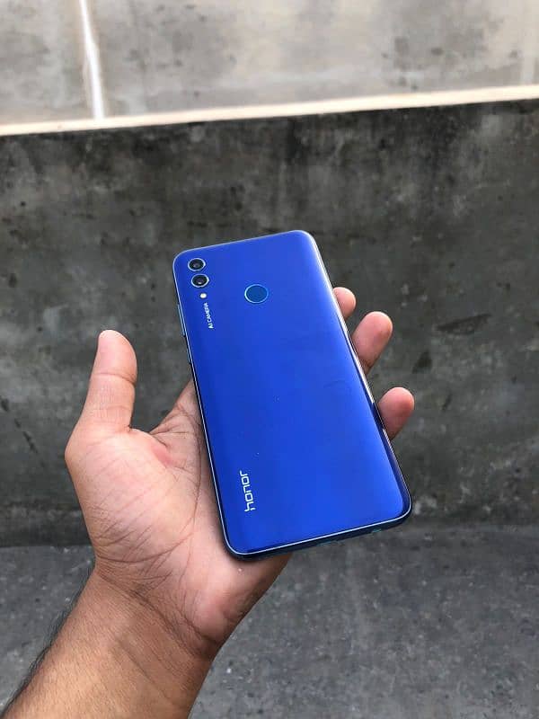 Honor 10lite Offical 1