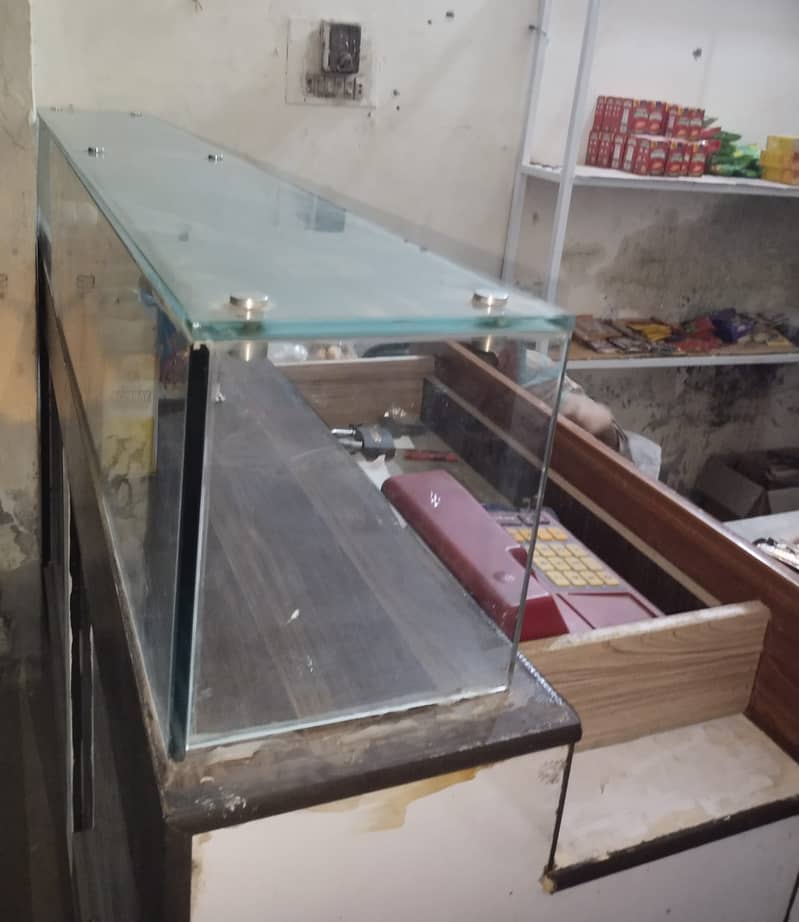 Wooden Counter with Glass 1