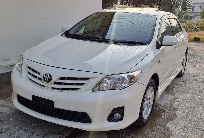 Toyota Corolla Altis 2012 1