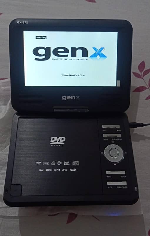 Mini DVD Player 0