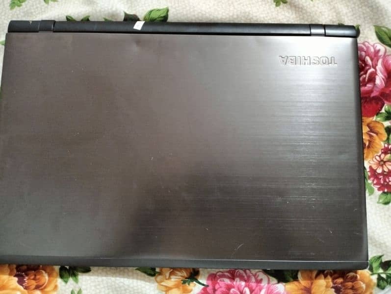 Toshiba Laptop Core i7 5th Generation 8