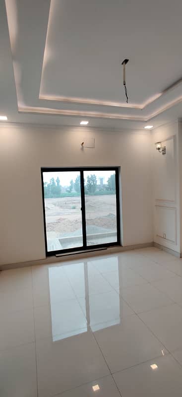 5 Marla Facing Park Facing Mosque Spanish Style House Available For Sale in Sector M7 Block C Lake city Lahore 3