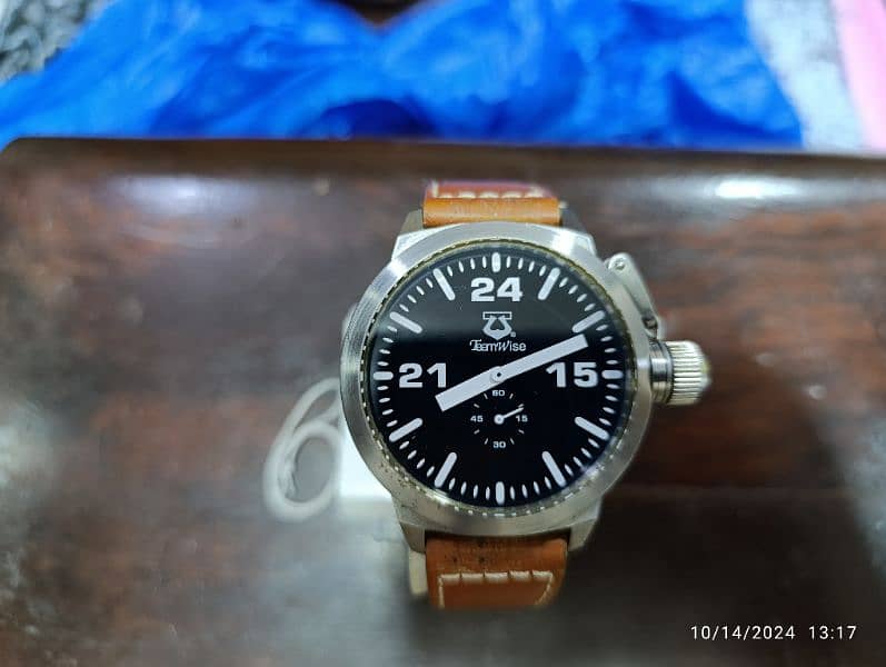 Large Size Stainless-steel Teamwise side second watch in 6500 only 16