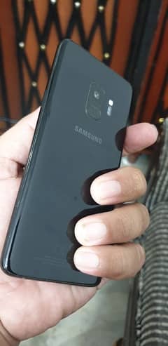 SAMSUNG GALAXY S9 4GB 64GB OFFICIAL PTA APROVE  CORNER SE BREAK