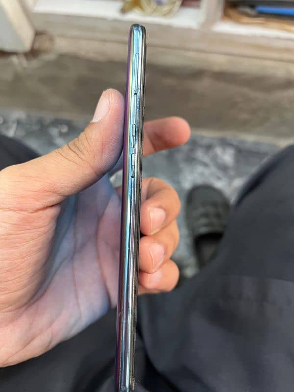 oppo f 17 pro 8/128 3