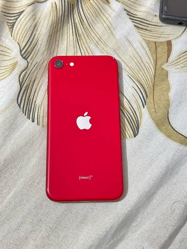 IPHONE SE 2020 red 2