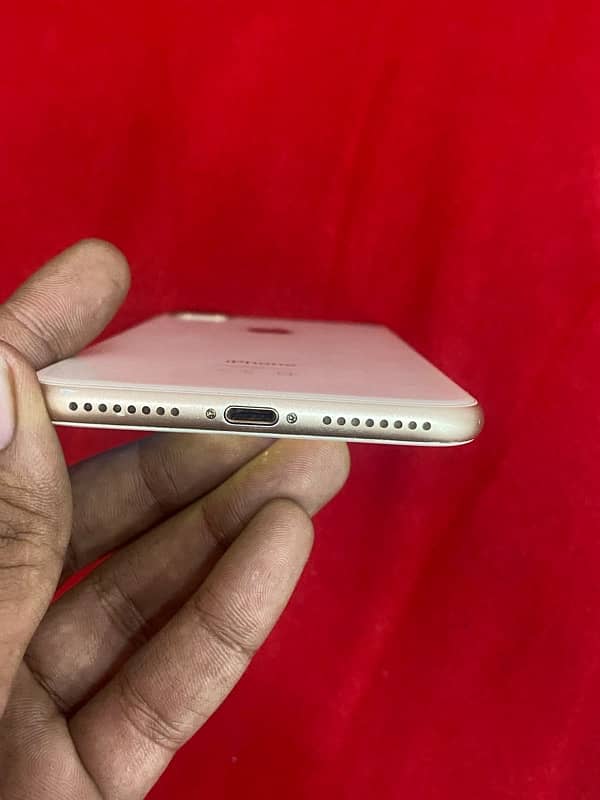 iphone 8pulas 64gb pta approved  only bettery charge 10/10 all ok 4