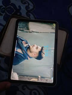 iPad mini 6 for sell 64 GB ha full ok 10.10 itna uooz nhi Hoya ha