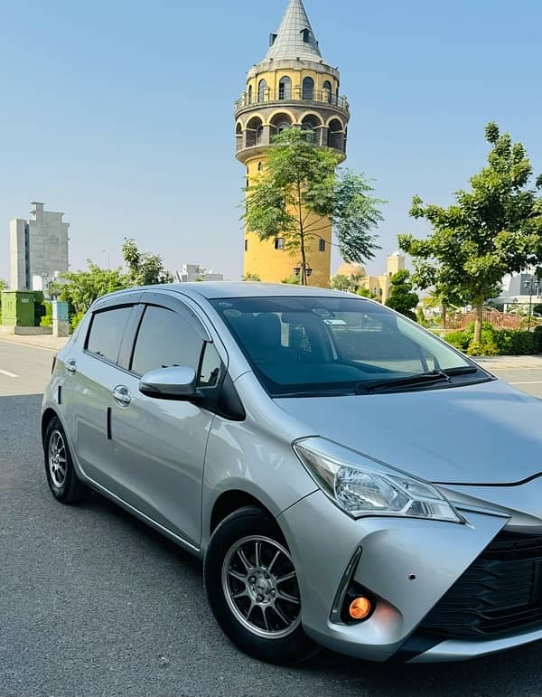 Toyota Vitz 2021 Just Like New. 6