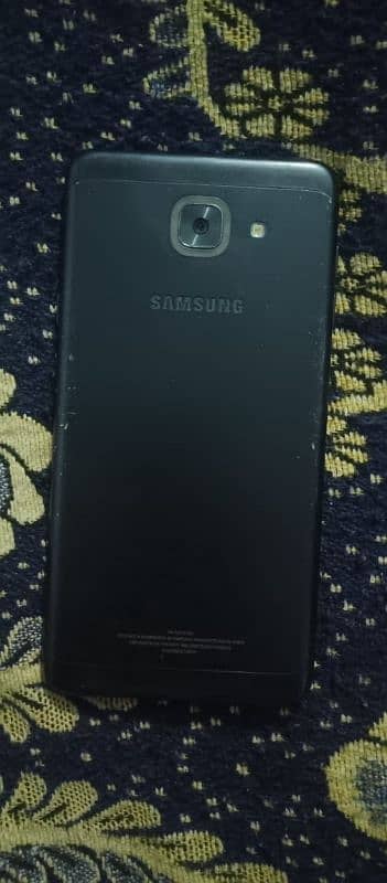 Urgent sale Samsung J7 max 4/32 5