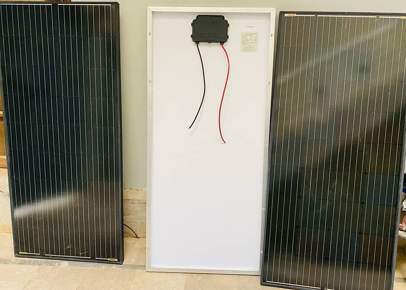 3 Solar Plates 185W 5