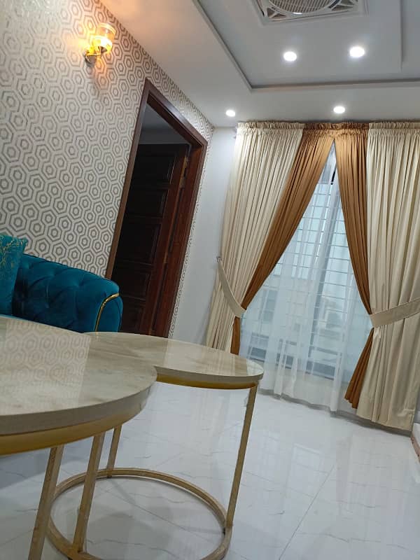 1 BED FULLY FURNISH APARTMENT AVAILEBAL FOR RENT IN BAHRIA TOWN LAHORE 10